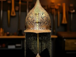 Altın Gölge Miğferi: Savaşın ve Asaletin Simgesi